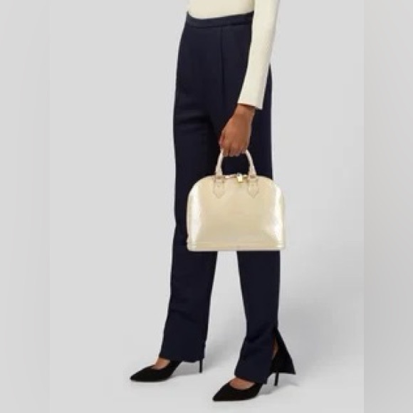 Louis Vuitton Monogram Vernis Alma PM⚡️ - Picture 11 of 11